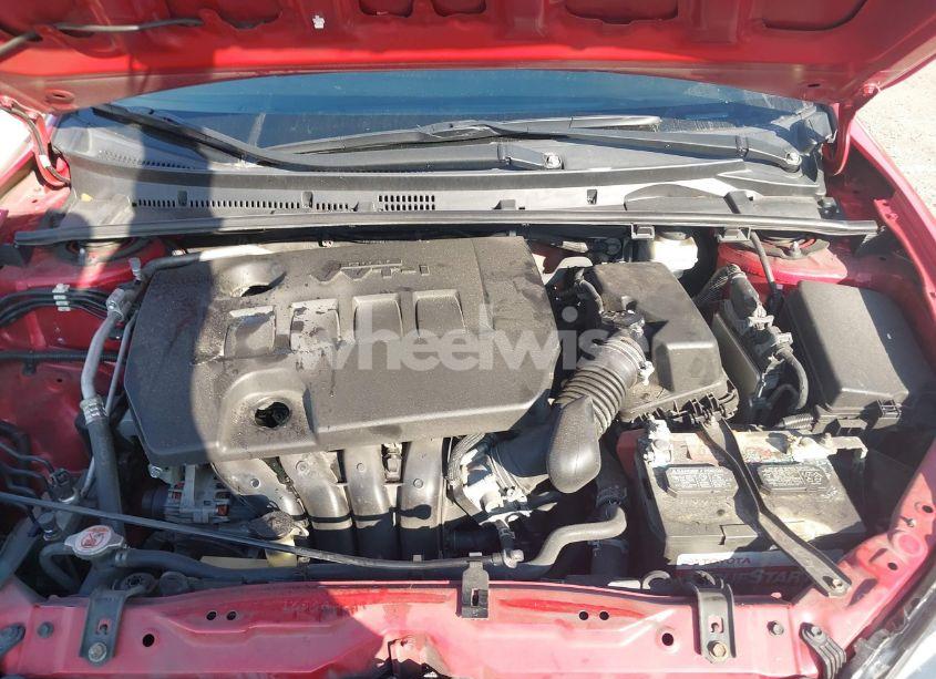 Photo 10 of 2019 Toyota Corolla LE (VIN 5YFBURHE6KP941737)