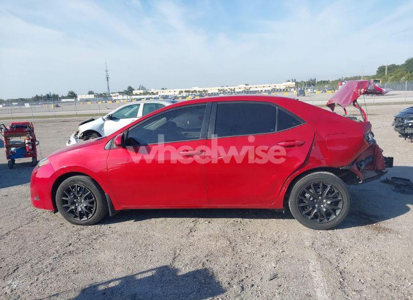 Photo 15 of 2019 Toyota Corolla LE (VIN 5YFBURHE6KP941737)