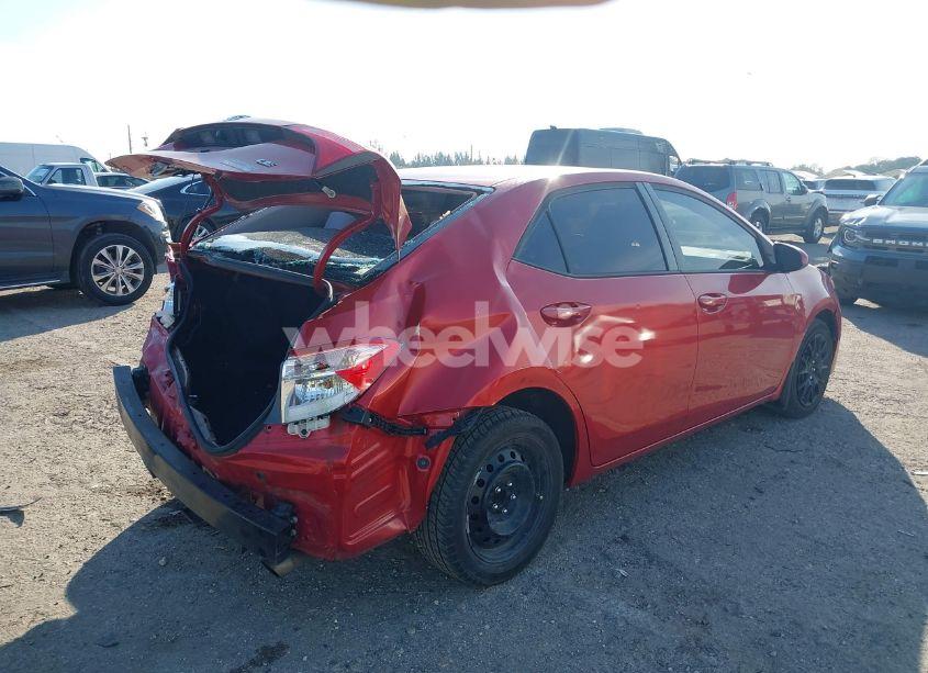 Photo 4 of 2019 Toyota Corolla LE (VIN 5YFBURHE6KP941737)