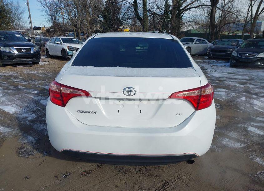 Photo 17 of 2019 Toyota Corolla LE (VIN 5YFBURHE6KP944296)