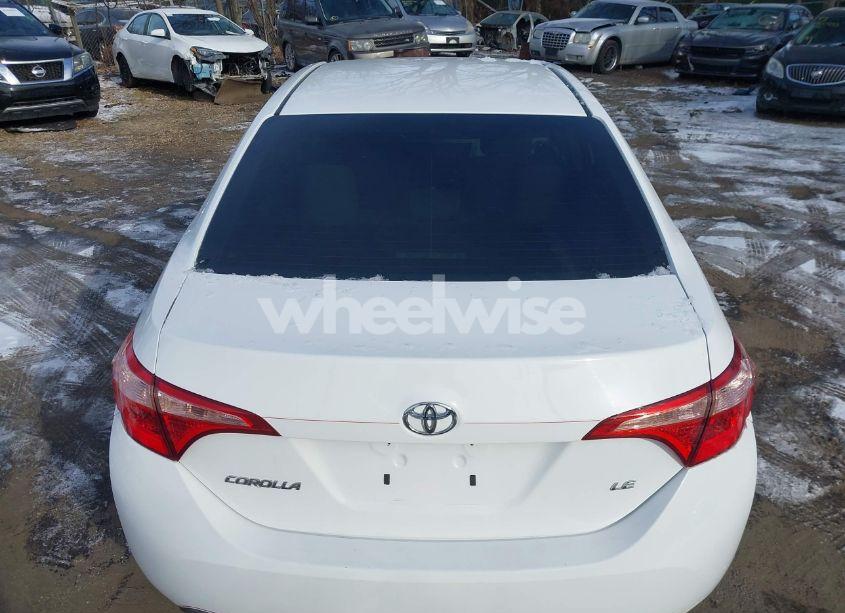 Photo 20 of 2019 Toyota Corolla LE (VIN 5YFBURHE6KP944296)