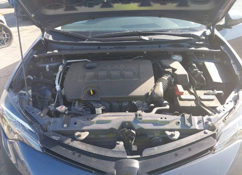 Photo 10 of 2019 Toyota Corolla LE (VIN 5YFBURHE6KP946288)