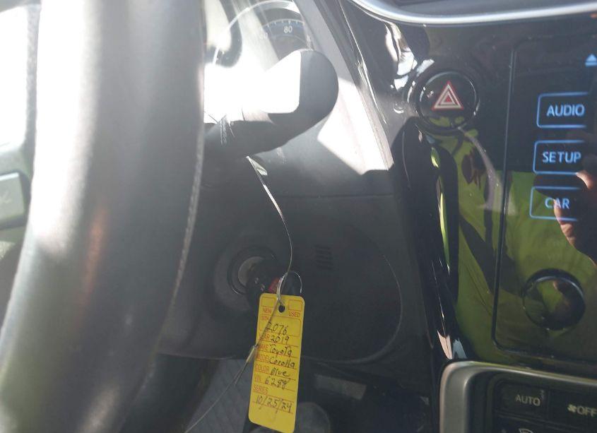 Photo 11 of 2019 Toyota Corolla LE (VIN 5YFBURHE6KP946288)