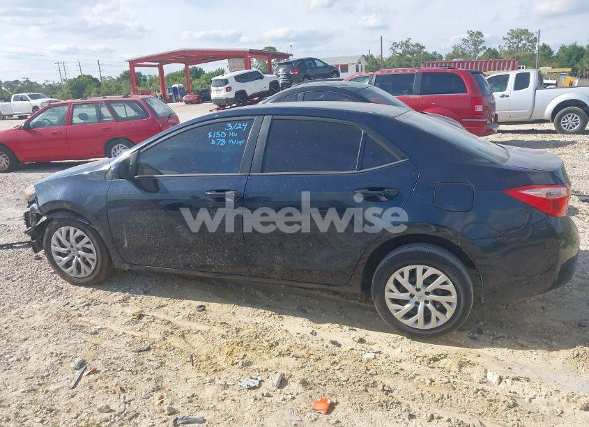 Photo 13 of 2019 Toyota Corolla LE (VIN 5YFBURHE6KP947344)