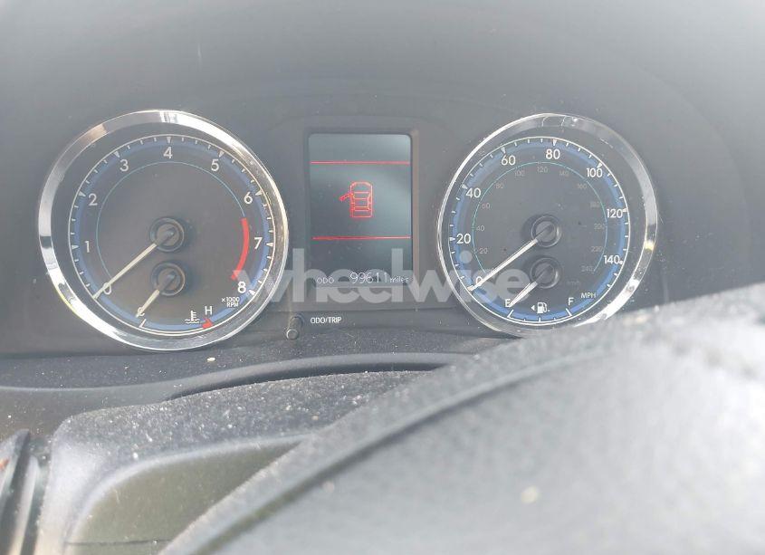 Photo 14 of 2019 Toyota Corolla LE (VIN 5YFBURHE6KP947344)