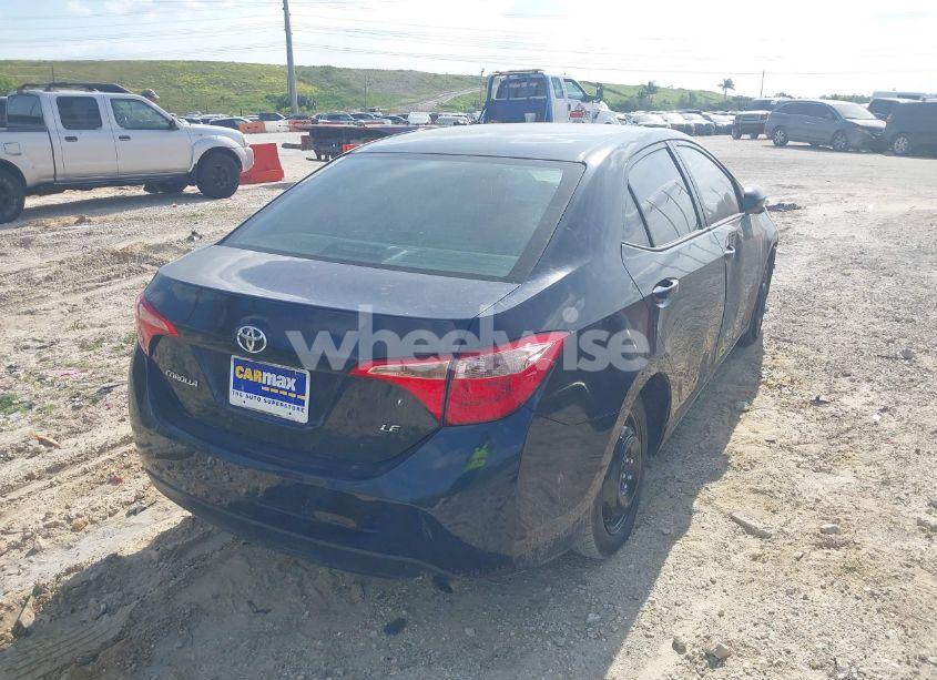 Photo 4 of 2019 Toyota Corolla LE (VIN 5YFBURHE6KP947344)