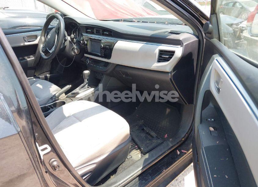 Photo 5 of 2014 Toyota Corolla LE PLUS (VIN 5YFBURHE7EP028117)