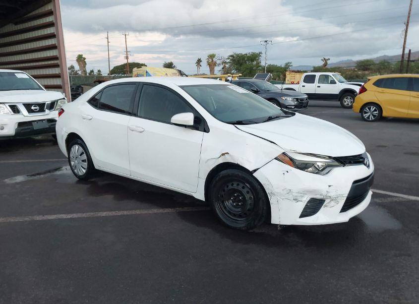 2014 Toyota Corolla LE (VIN 5YFBURHE7EP044348) main photo