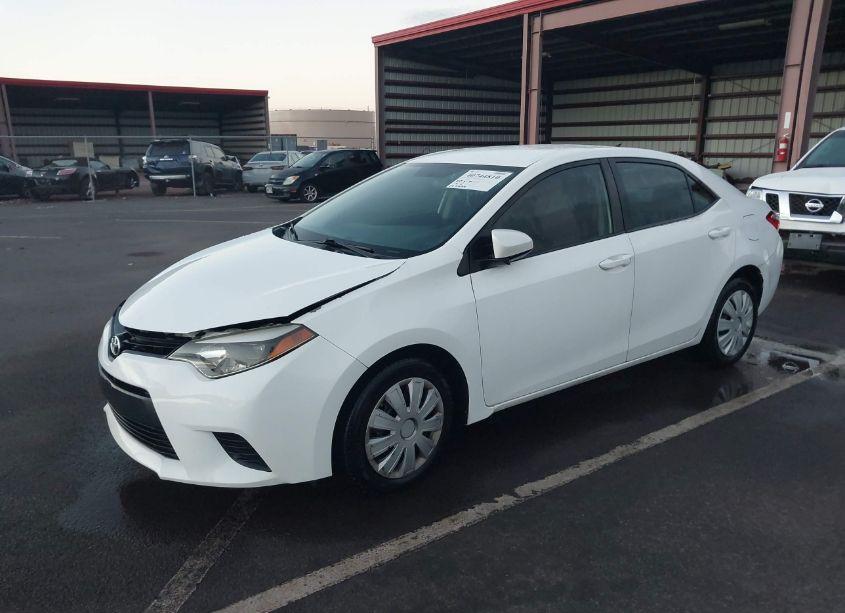 Photo 2 of 2014 Toyota Corolla LE (VIN 5YFBURHE7EP044348)