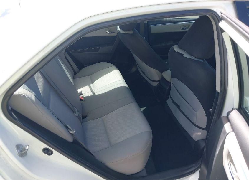 Photo 8 of 2014 Toyota Corolla LE (VIN 5YFBURHE7EP044348)