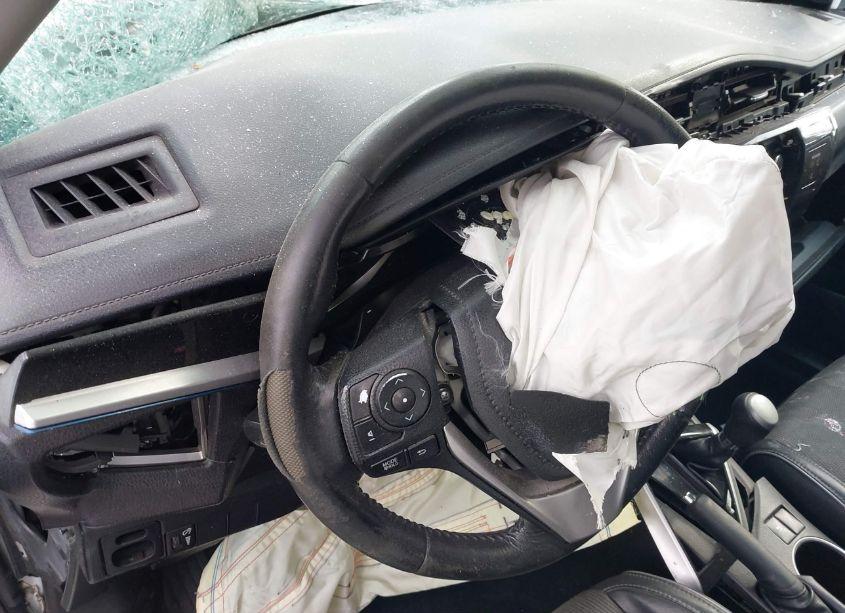 Photo 14 of 2014 Toyota Corolla L/LE/LE PLS/PRM/S/S PLS (VIN 5YFBURHE7EP051025)