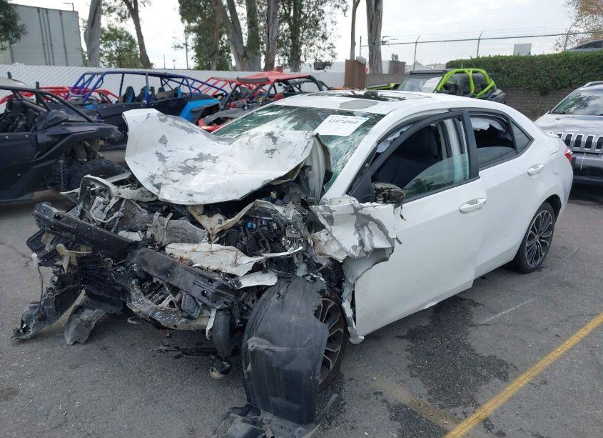 Photo 2 of 2014 Toyota Corolla L/LE/LE PLS/PRM/S/S PLS (VIN 5YFBURHE7EP051025)