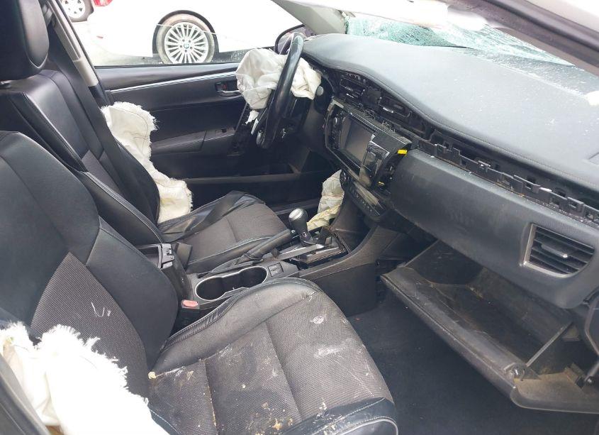 Photo 5 of 2014 Toyota Corolla L/LE/LE PLS/PRM/S/S PLS (VIN 5YFBURHE7EP051025)