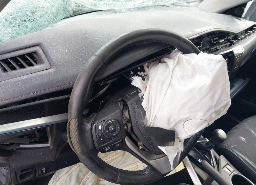 Photo 7 of 2014 Toyota Corolla L/LE/LE PLS/PRM/S/S PLS (VIN 5YFBURHE7EP051025)