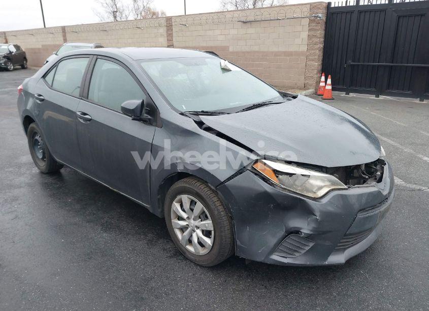 2014 Toyota Corolla LE (VIN 5YFBURHE7EP062056) main photo