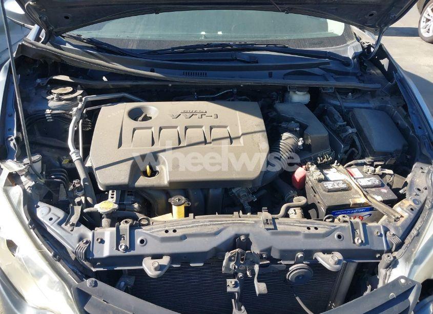 Photo 10 of 2014 Toyota Corolla LE (VIN 5YFBURHE7EP062056)