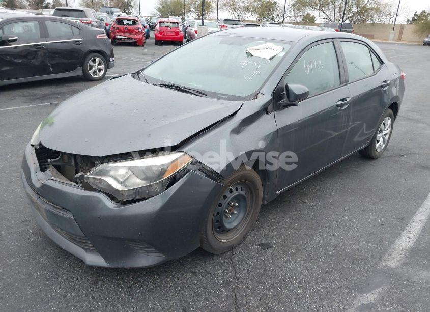 Photo 2 of 2014 Toyota Corolla LE (VIN 5YFBURHE7EP062056)