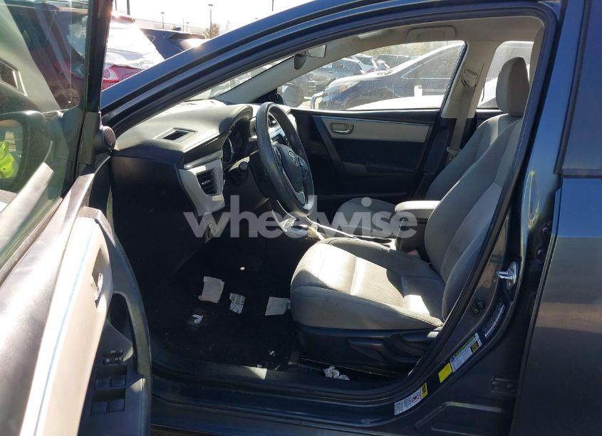 Photo 5 of 2014 Toyota Corolla LE (VIN 5YFBURHE7EP062056)