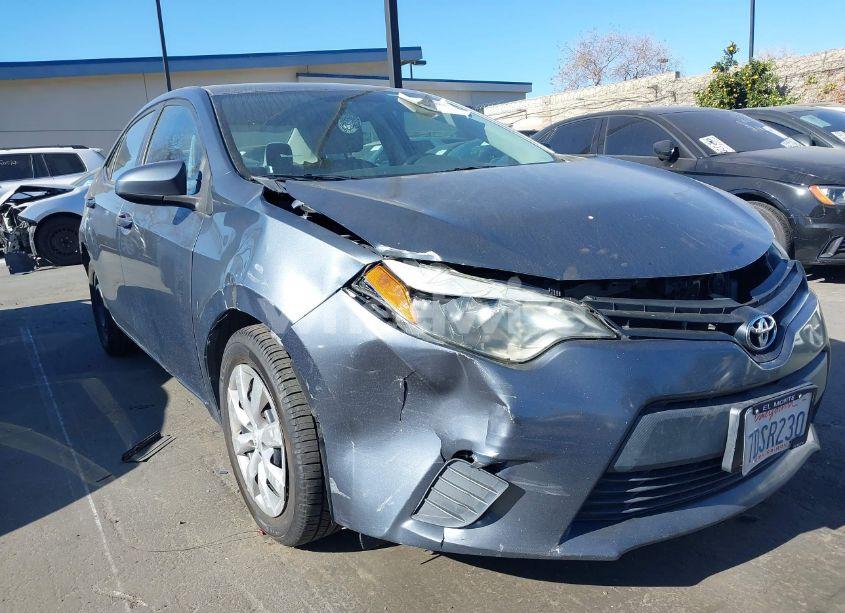 Photo 6 of 2014 Toyota Corolla LE (VIN 5YFBURHE7EP062056)