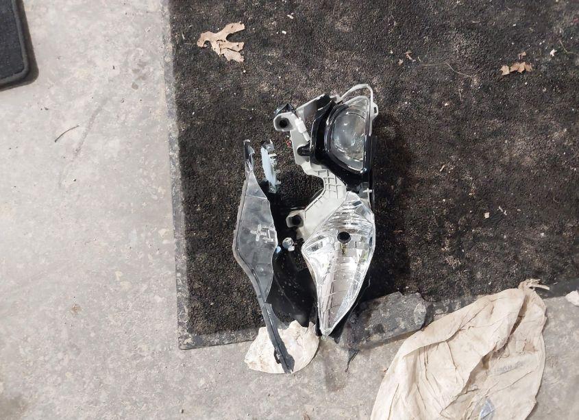 Photo 12 of 2014 Toyota Corolla S PLUS (VIN 5YFBURHE7EP063420)