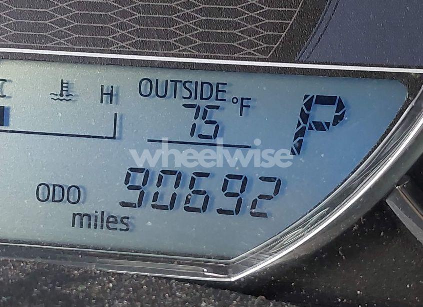 Photo 15 of 2014 Toyota Corolla LE (VIN 5YFBURHE7EP106234)