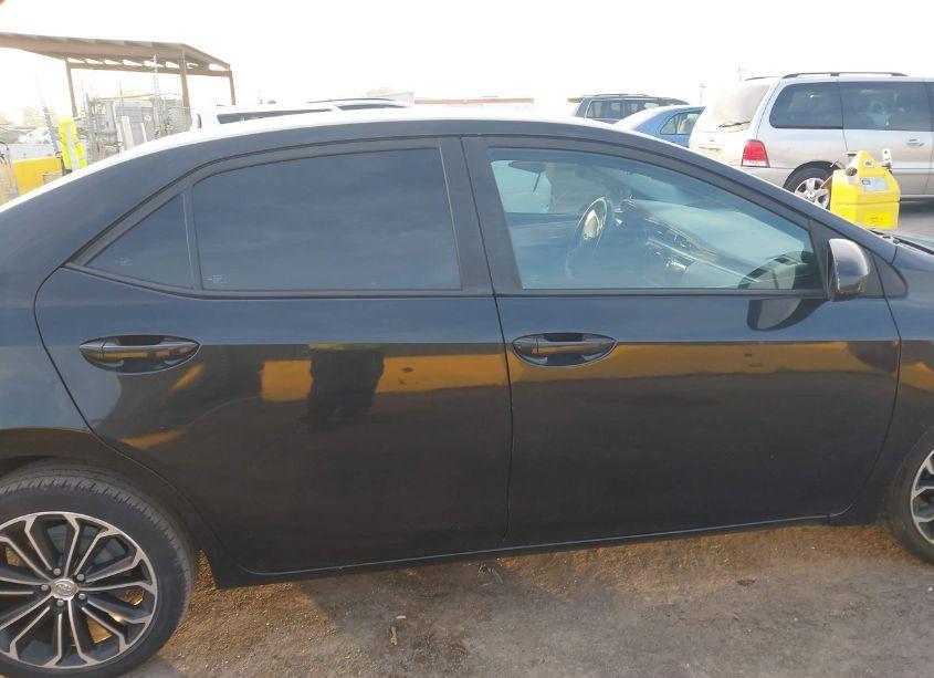 Photo 13 of 2014 Toyota Corolla LE (VIN 5YFBURHE7EP141971)