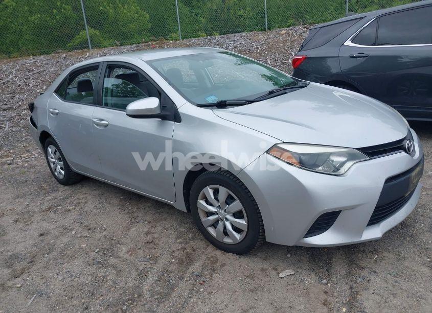 2014 Toyota Corolla LE (VIN 5YFBURHE7EP160925) main photo