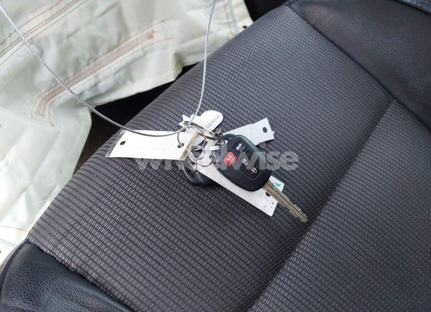 Photo 11 of 2014 Toyota Corolla S PLUS (VIN 5YFBURHE7EP171259)