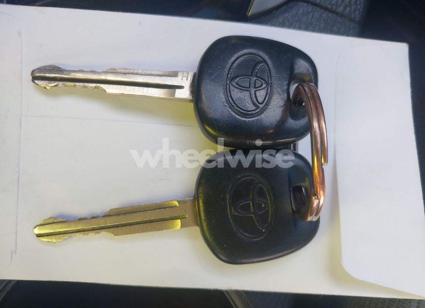 Photo 11 of 2015 Toyota Corolla L (VIN 5YFBURHE7FP179539)