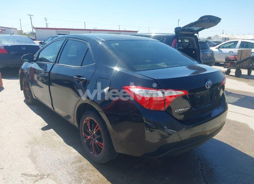 Photo 3 of 2015 Toyota Corolla L (VIN 5YFBURHE7FP179539)