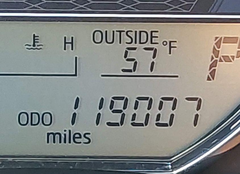 Photo 16 of 2015 Toyota Corolla L (VIN 5YFBURHE7FP189505)