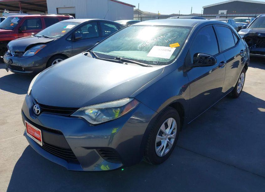 Photo 2 of 2015 Toyota Corolla L (VIN 5YFBURHE7FP189505)