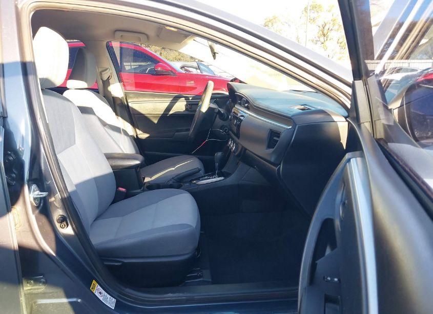 Photo 5 of 2015 Toyota Corolla L (VIN 5YFBURHE7FP189505)