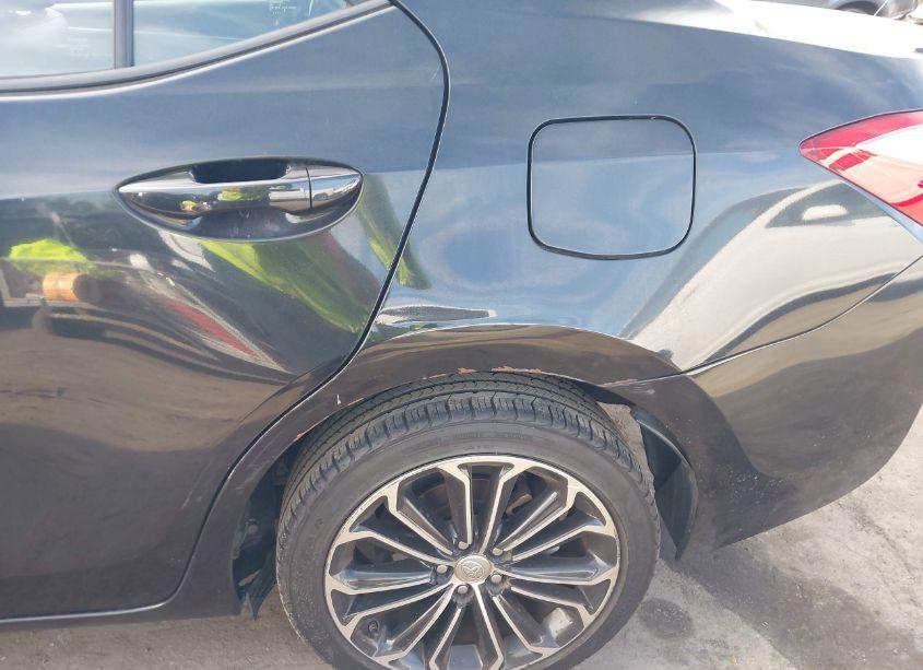 Photo 20 of 2015 Toyota Corolla S PLUS (VIN 5YFBURHE7FP211065)
