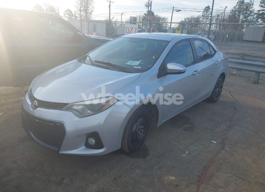 Photo 2 of 2015 Toyota Corolla L/LE/LE PLS/PRM/S/S PLS (VIN 5YFBURHE7FP214953)