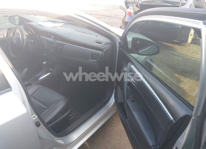 Photo 5 of 2015 Toyota Corolla L/LE/LE PLS/PRM/S/S PLS (VIN 5YFBURHE7FP214953)