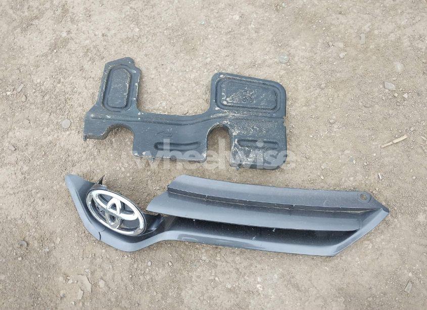 Photo 12 of 2015 Toyota Corolla L/LE/LE PLUS/LE PREMIUM/S/S PLUS/S PREMIUM (VIN 5YFBURHE7FP245359)