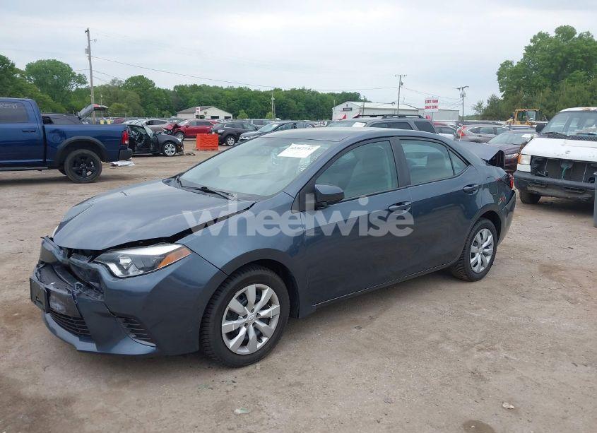 Photo 6 of 2015 Toyota Corolla L/LE/LE PLUS/LE PREMIUM/S/S PLUS/S PREMIUM (VIN 5YFBURHE7FP245359)