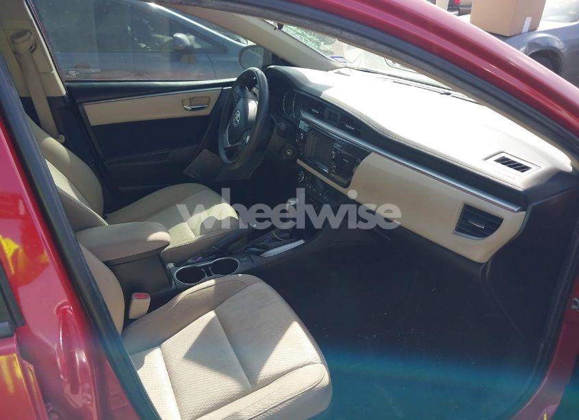 Photo 5 of 2015 Toyota Corolla LE (VIN 5YFBURHE7FP247290)