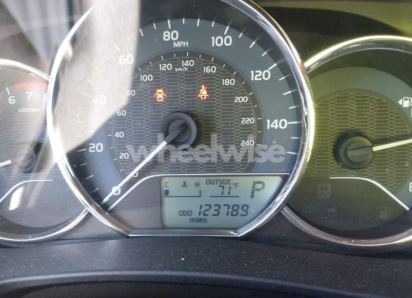 Photo 7 of 2015 Toyota Corolla LE (VIN 5YFBURHE7FP247290)