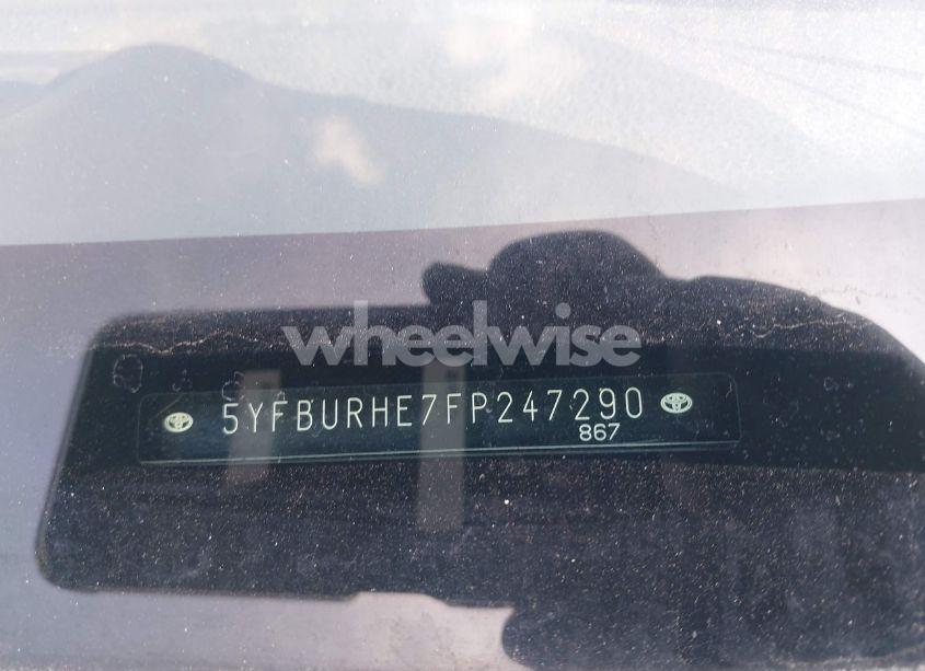 Photo 9 of 2015 Toyota Corolla LE (VIN 5YFBURHE7FP247290)