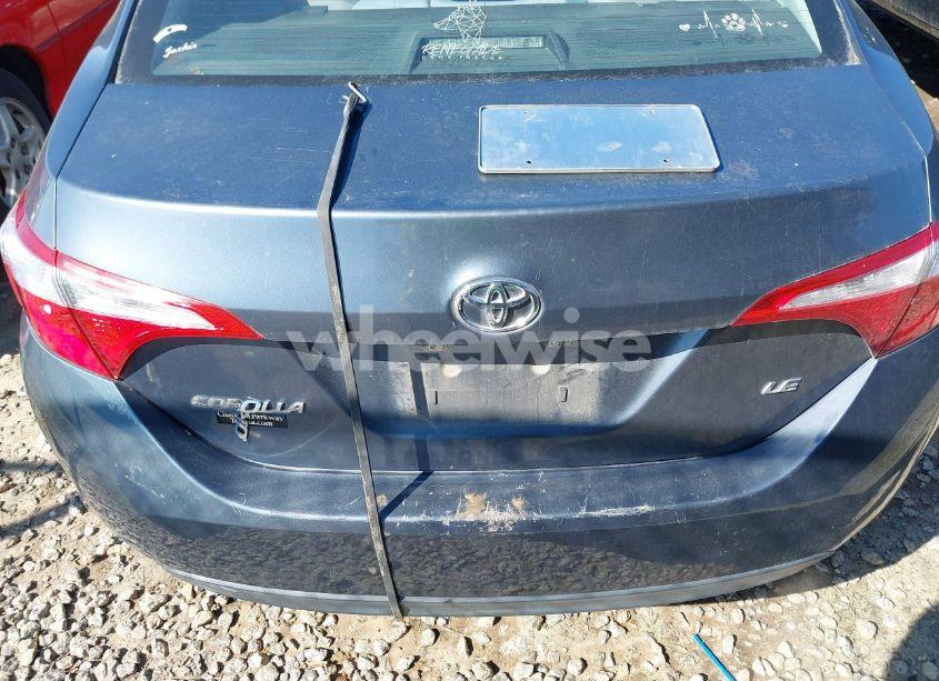 Photo 17 of 2015 Toyota Corolla LE (VIN 5YFBURHE7FP254207)