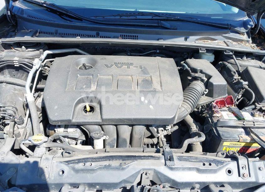 Photo 10 of 2015 Toyota Corolla LE (VIN 5YFBURHE7FP265434)