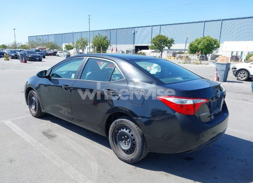 Photo 3 of 2015 Toyota Corolla LE (VIN 5YFBURHE7FP265434)