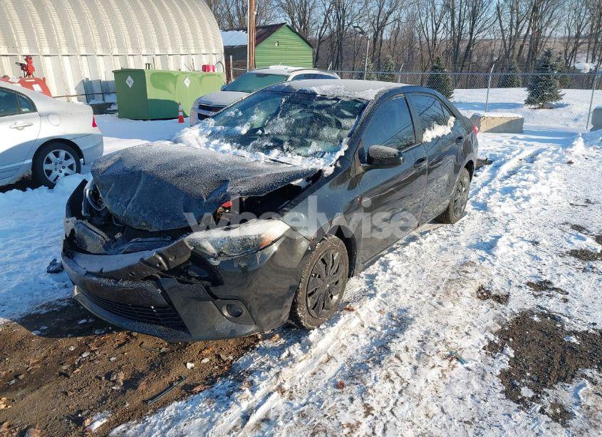 Photo 2 of 2015 Toyota Corolla LE (VIN 5YFBURHE7FP285893)