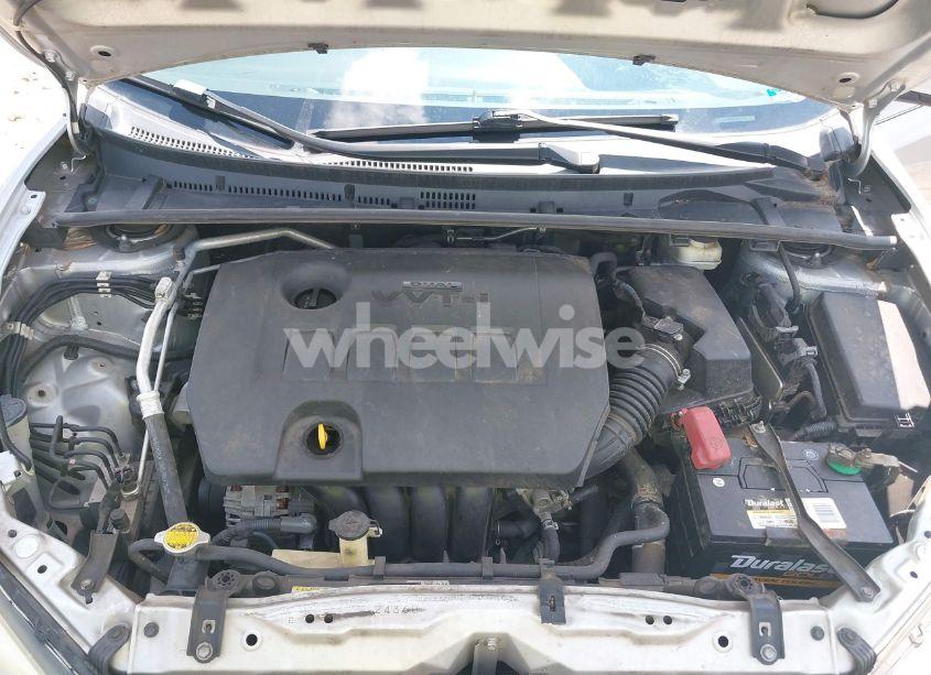 Photo 10 of 2015 Toyota Corolla S PLUS (VIN 5YFBURHE7FP299888)