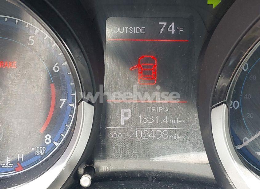 Photo 15 of 2015 Toyota Corolla S PLUS (VIN 5YFBURHE7FP299888)