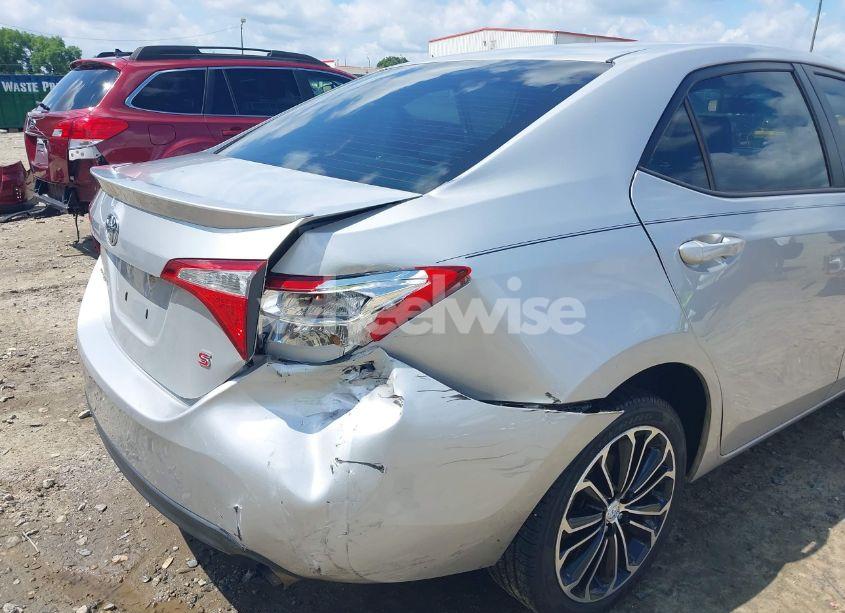 Photo 6 of 2015 Toyota Corolla S PLUS (VIN 5YFBURHE7FP299888)