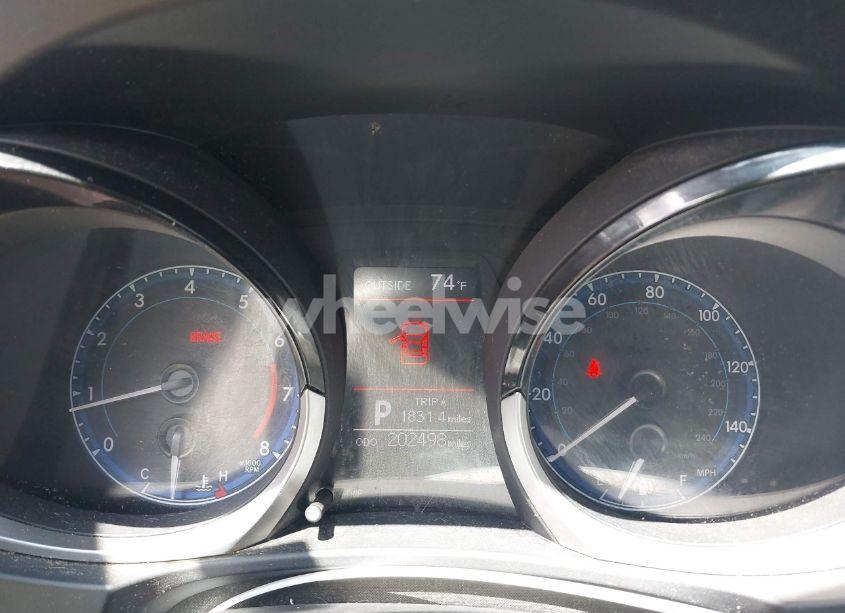 Photo 7 of 2015 Toyota Corolla S PLUS (VIN 5YFBURHE7FP299888)