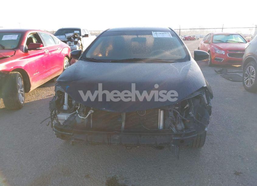 Photo 12 of 2015 Toyota Corolla LE (VIN 5YFBURHE7FP302322)